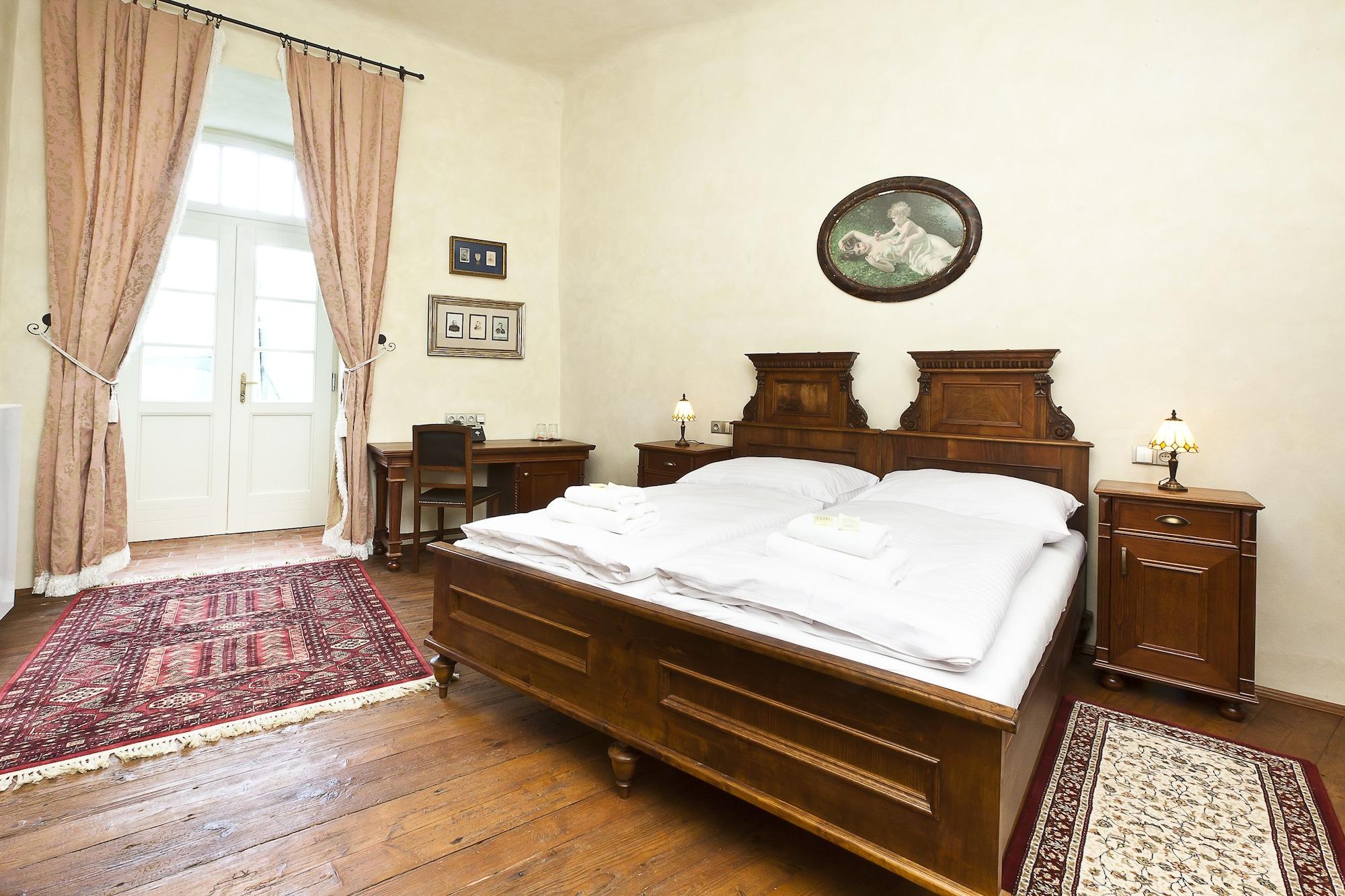 Hotel Latran Cesky Krumlov Luaran gambar