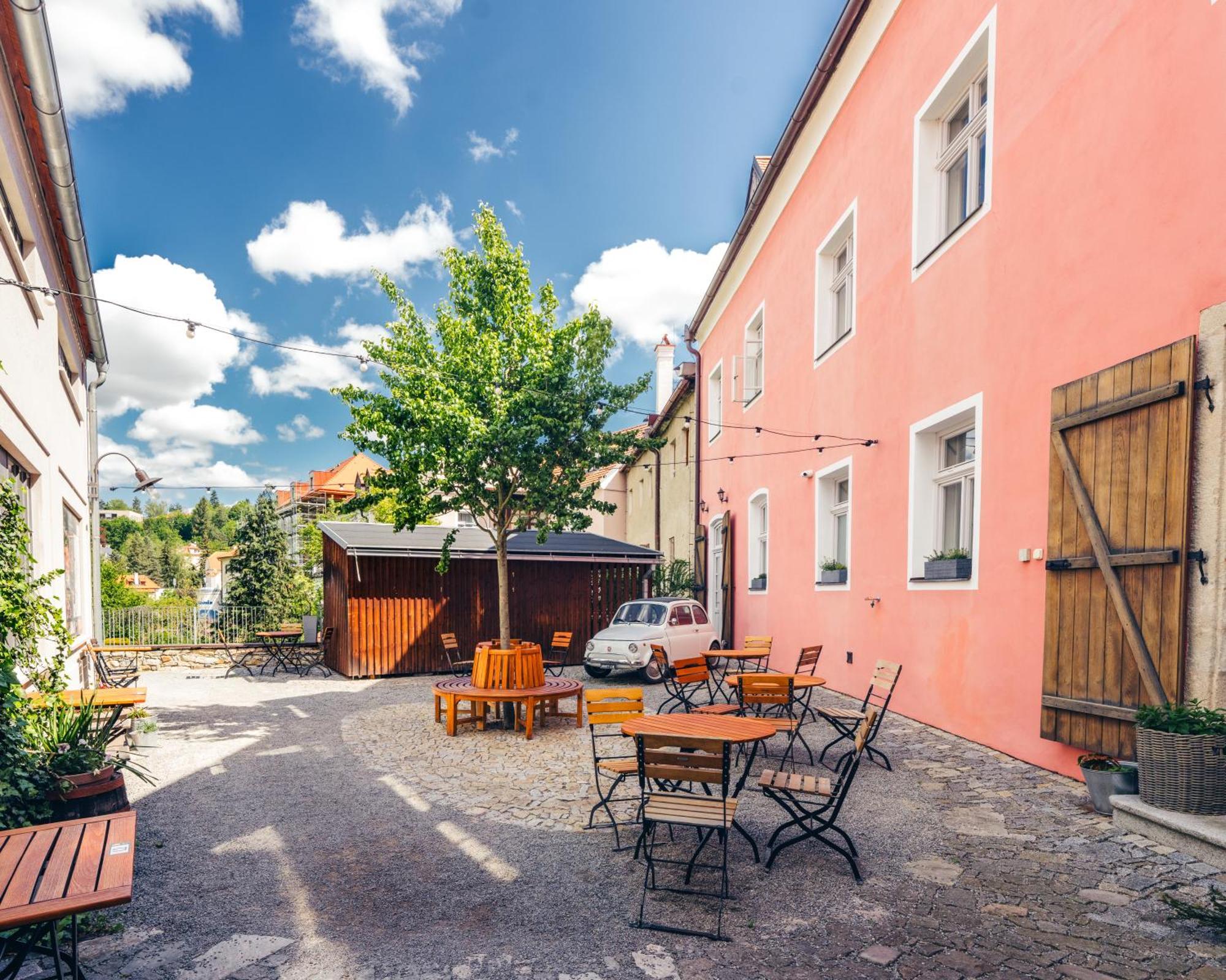 Hotel Latran Cesky Krumlov Luaran gambar
