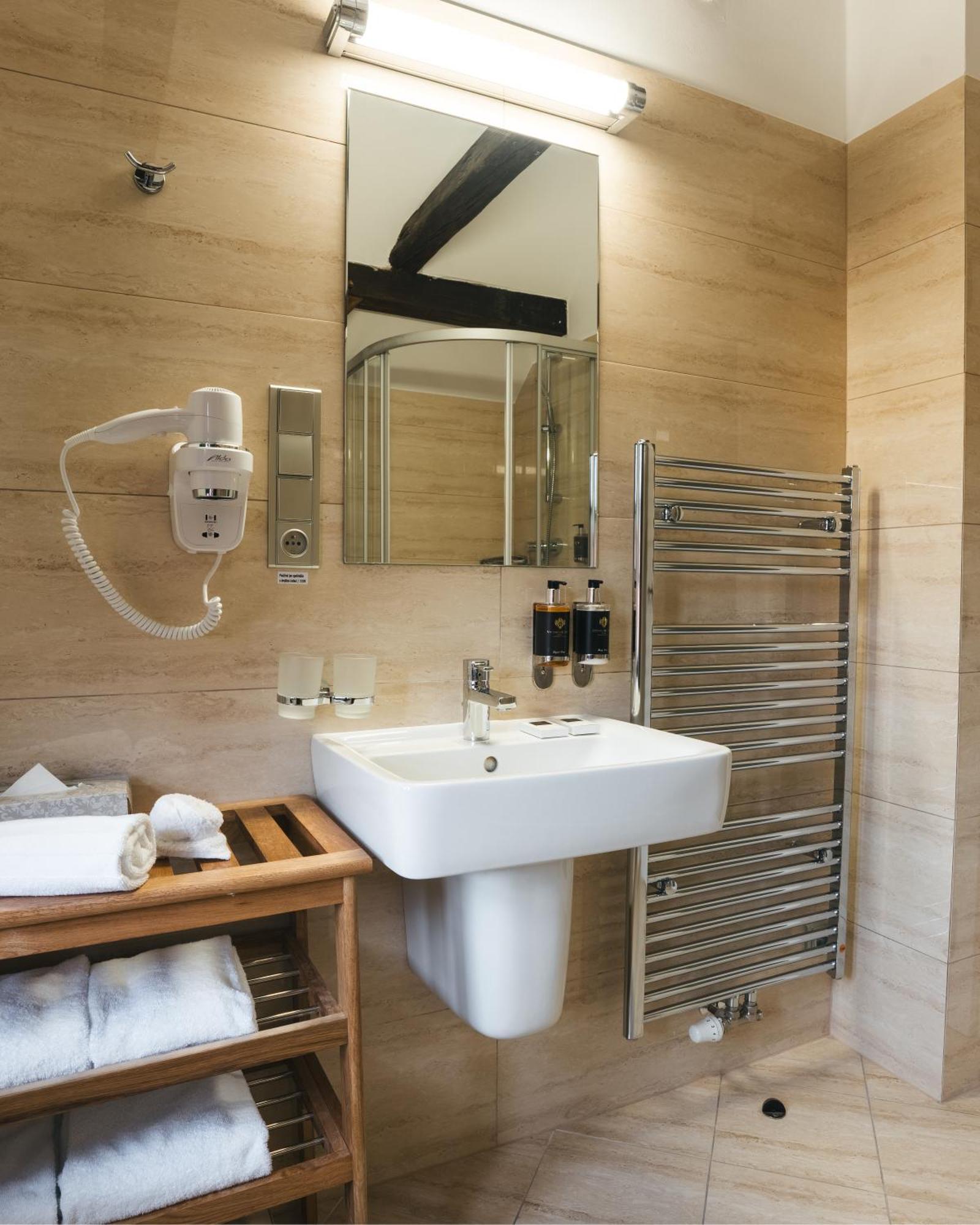 Hotel Latran Cesky Krumlov Luaran gambar