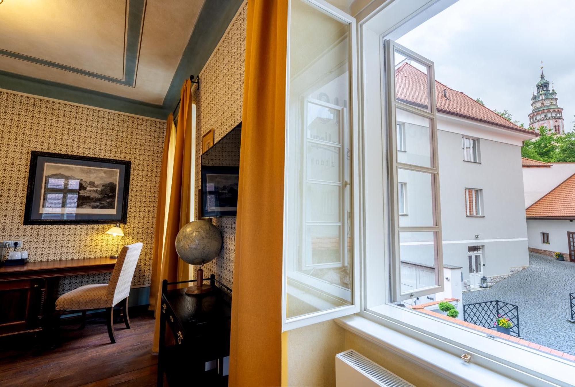 Hotel Latran Cesky Krumlov Luaran gambar